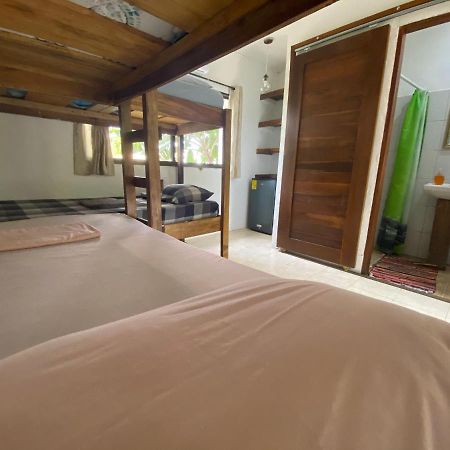 Pura Vida Mini Hostel Santa Teresa Playa Santa Teresa  Екстериор снимка